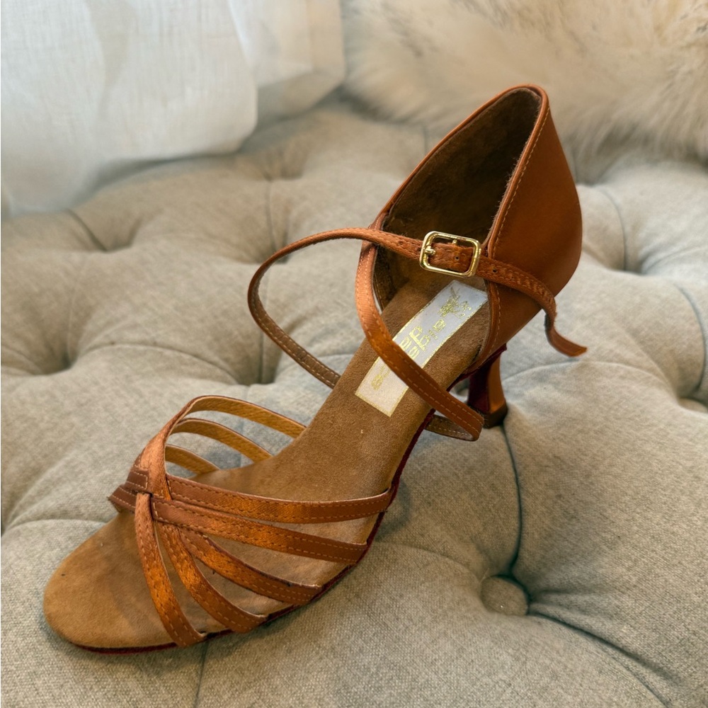 NEW Aida Latin Dance Heels Satin Shoes 24 7.5 - Picture 2 of 10